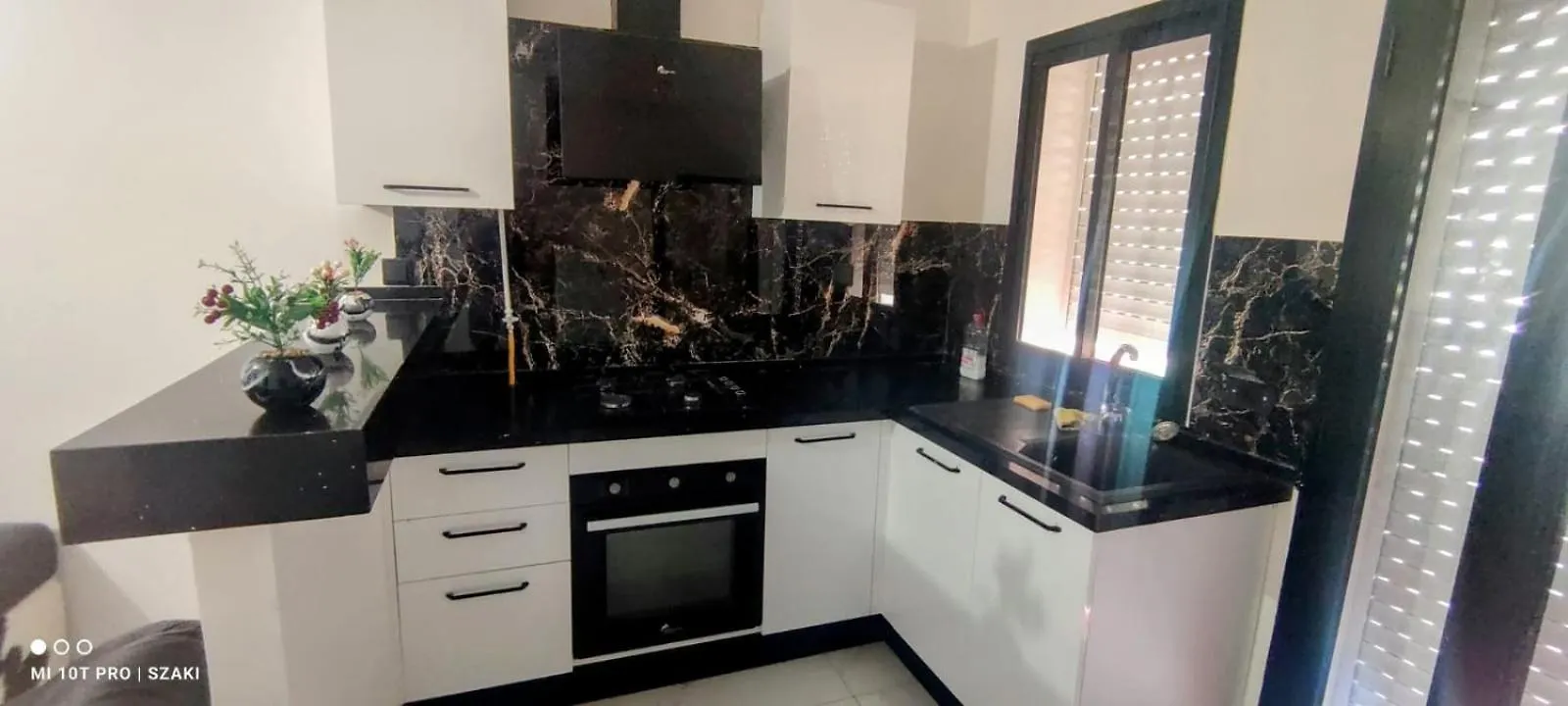 D4 Carrefour Elwahat Laouina Apartment La Goulette